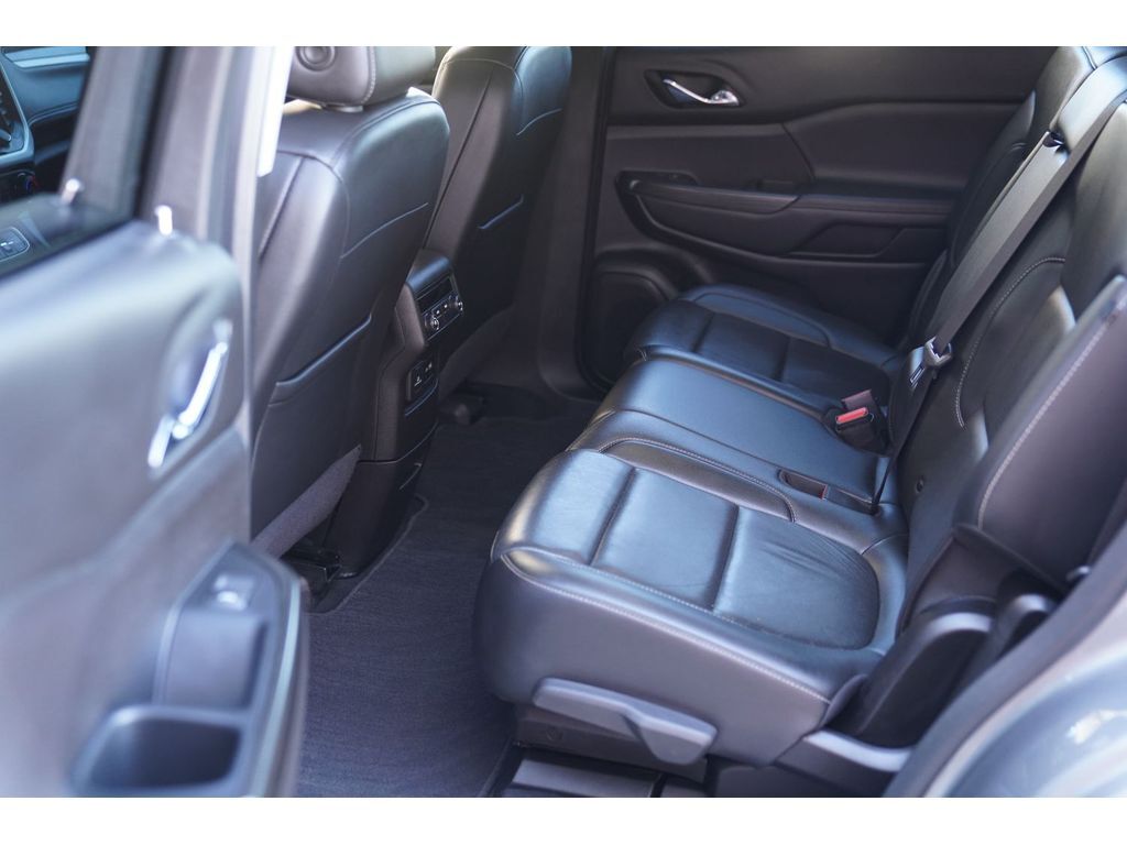 2023 GMC Acadia SLT Huntington UT