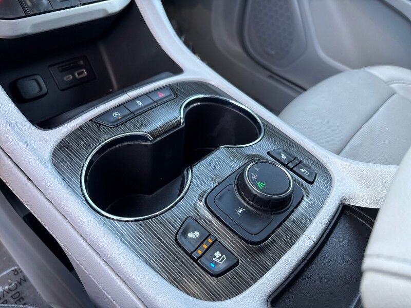 2023 GMC Acadia SLT Seffner FL