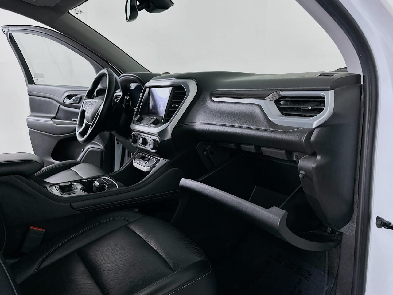 2023 GMC Acadia SLT Tacoma WA