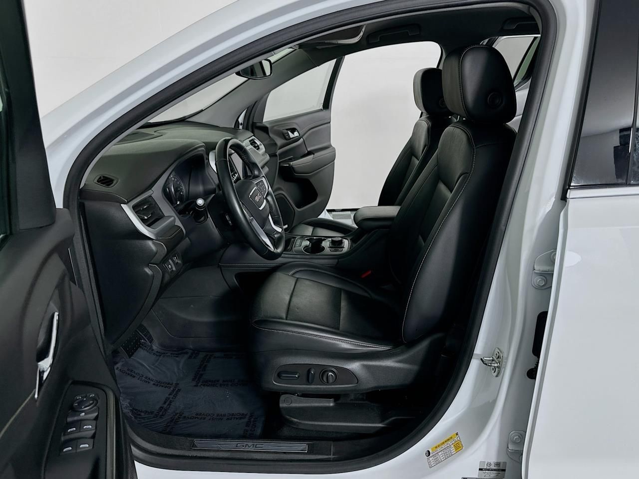 2023 GMC Acadia SLT Tacoma WA