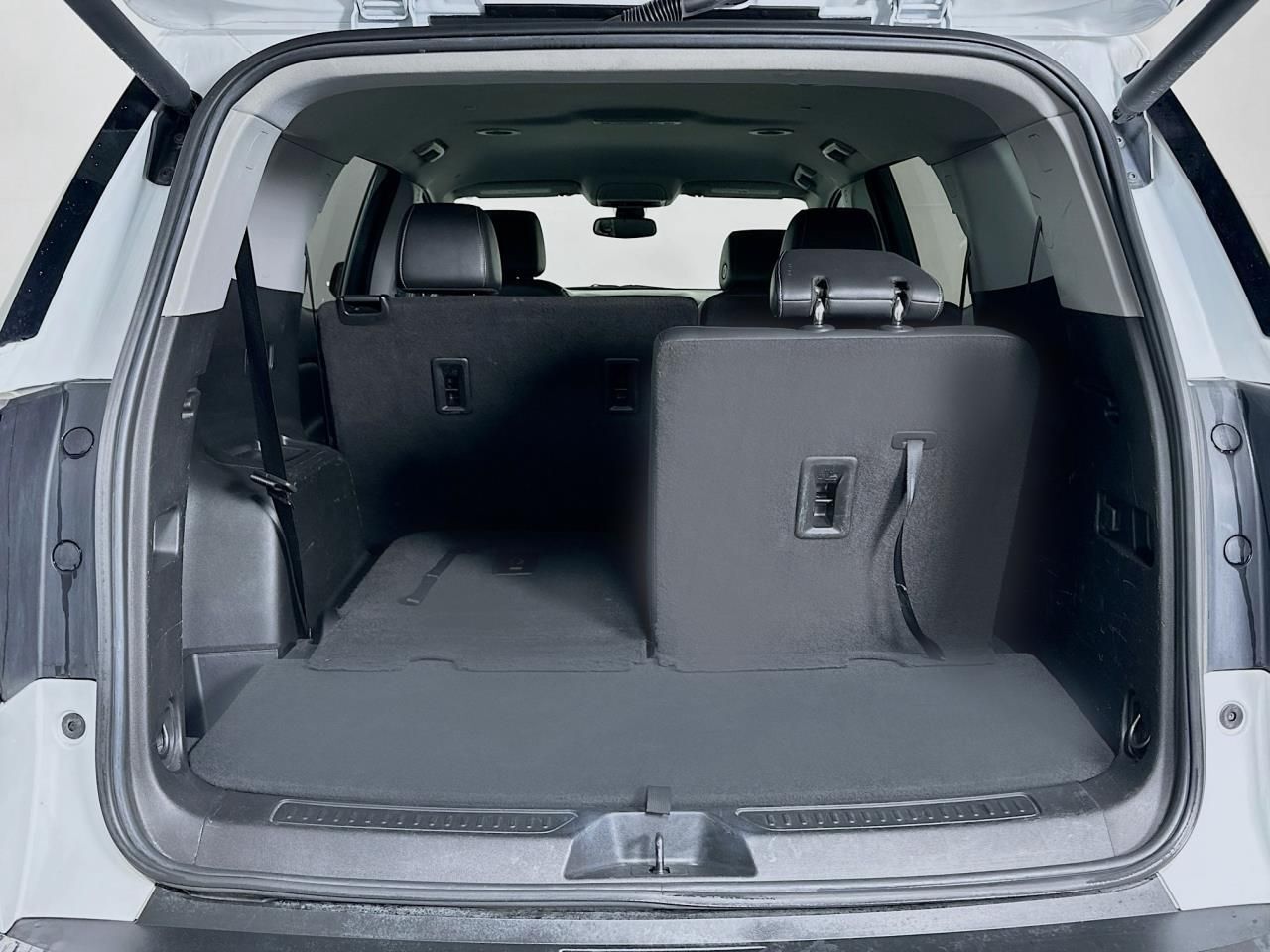 2023 GMC Acadia SLT Tacoma WA