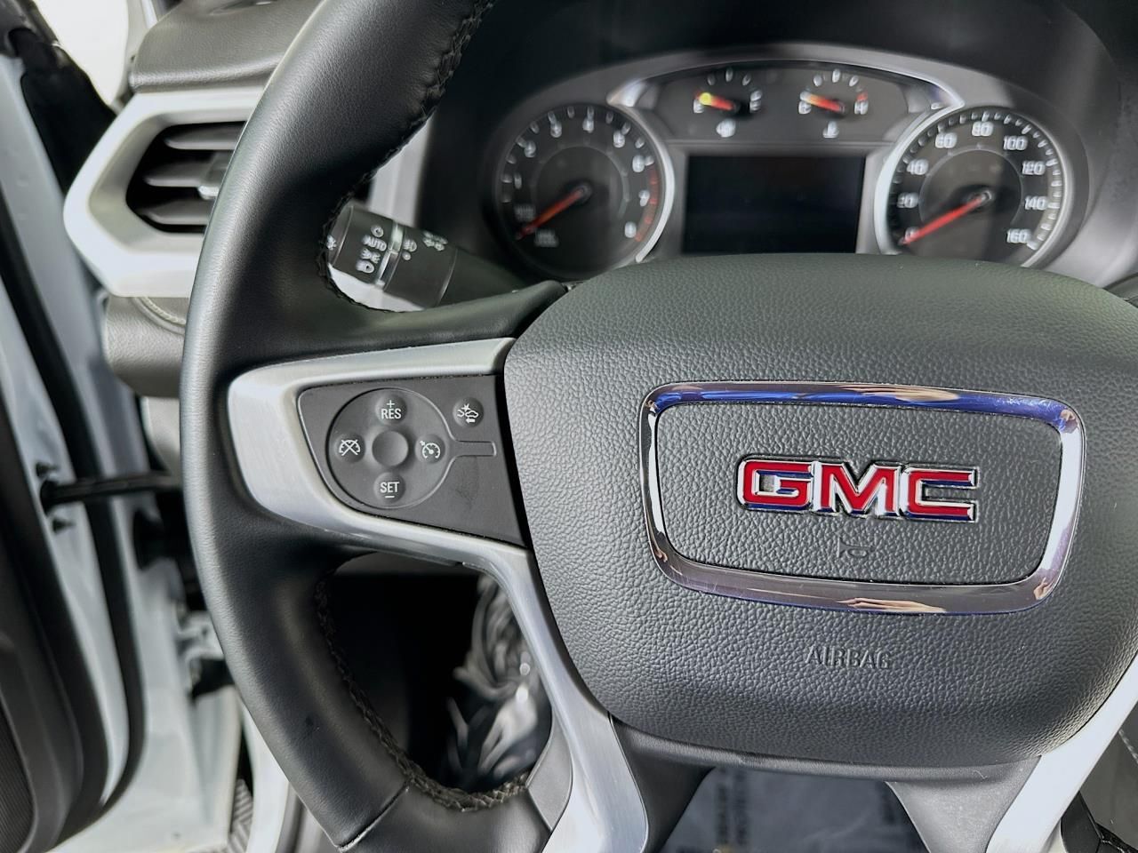 2023 GMC Acadia SLT Tacoma WA