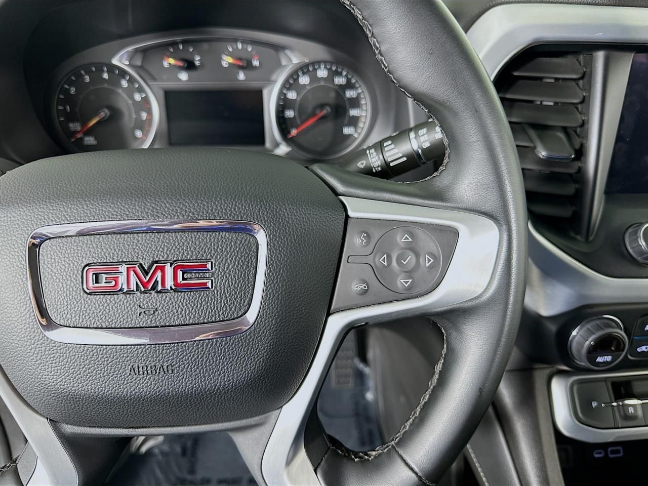 2023 GMC Acadia SLT Tacoma WA