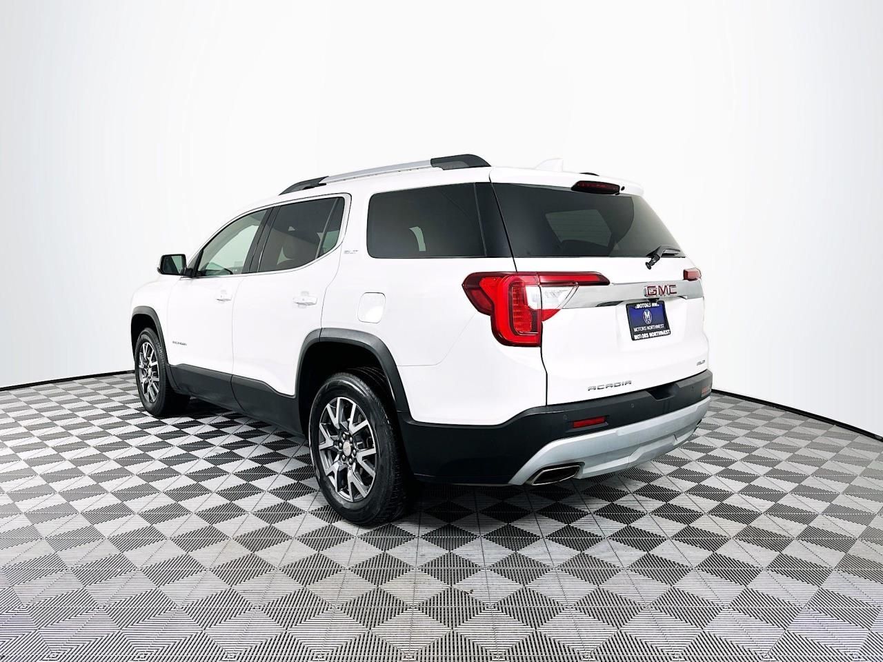 2023 GMC Acadia SLT Tacoma WA