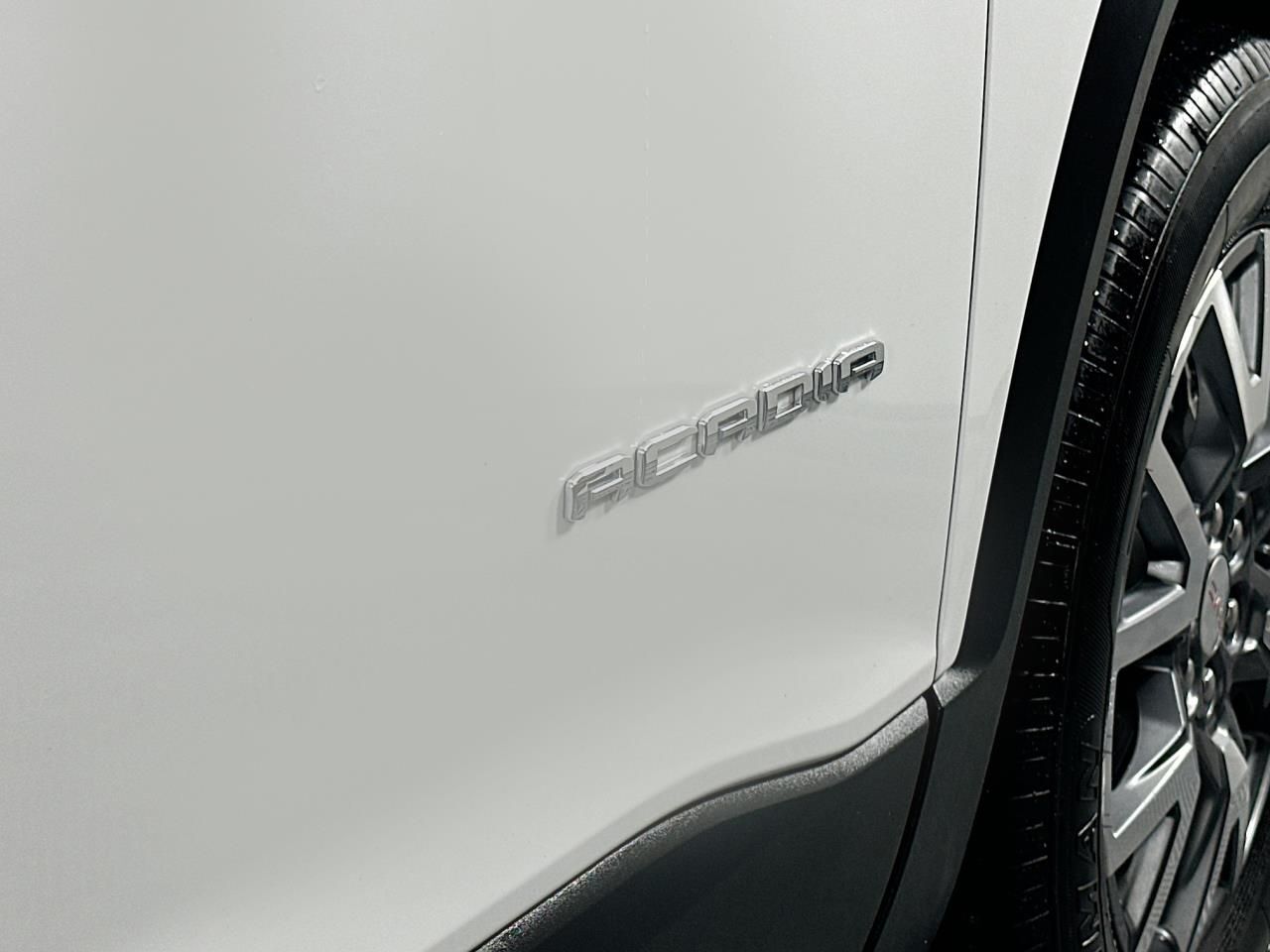 2023 GMC Acadia SLT Tacoma WA