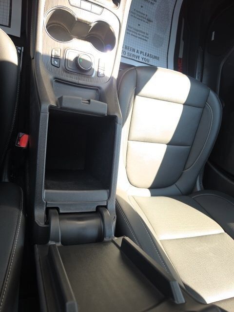 2023 GMC Acadia SLT Carbondale IL