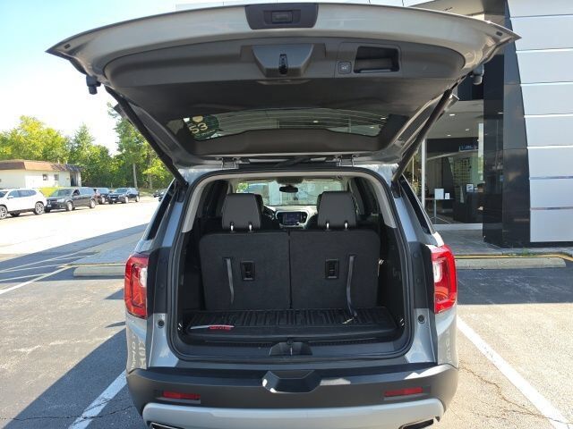 2023 GMC Acadia SLT Carbondale IL