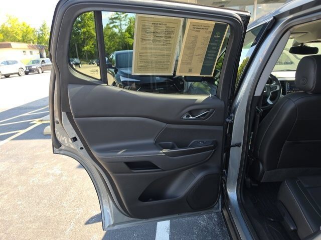 2023 GMC Acadia SLT Carbondale IL