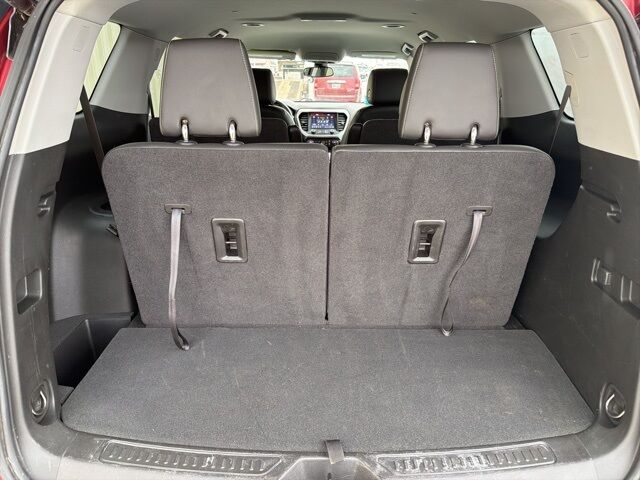 2023 GMC Acadia SLT Watertown SD