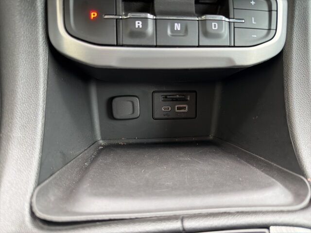 2023 GMC Acadia SLT Watertown SD