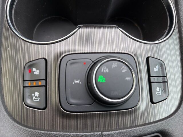 2023 GMC Acadia SLT Watertown SD