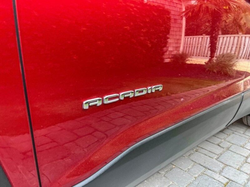 2023 GMC Acadia SLT Wilmington NC