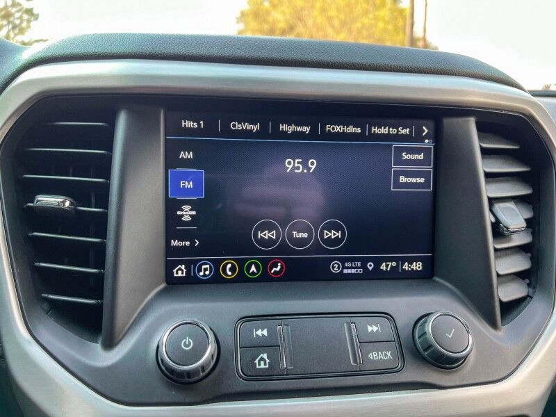 2023 GMC Acadia SLT Wilmington NC