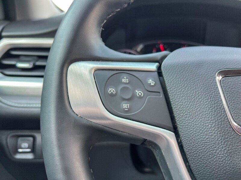 2023 GMC Acadia SLT Wilmington NC