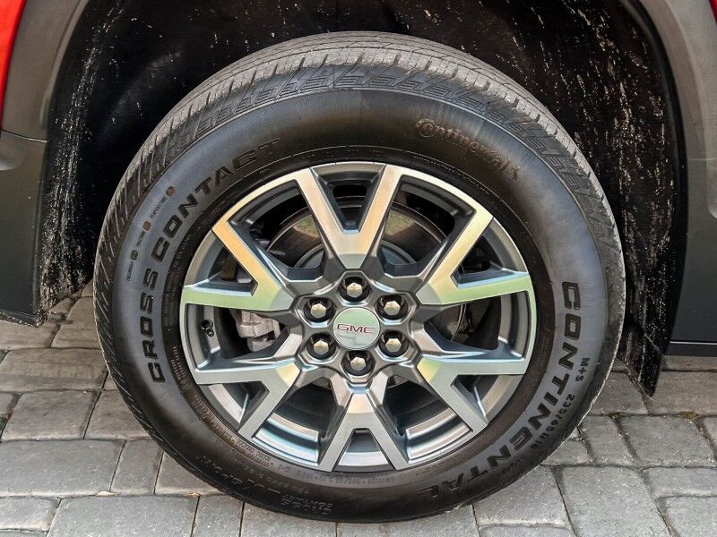 2023 GMC Acadia SLT Wilmington NC