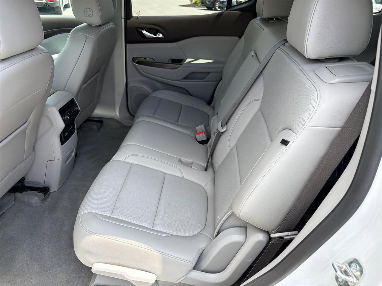 2023 GMC Acadia SLT Hagerstown MD
