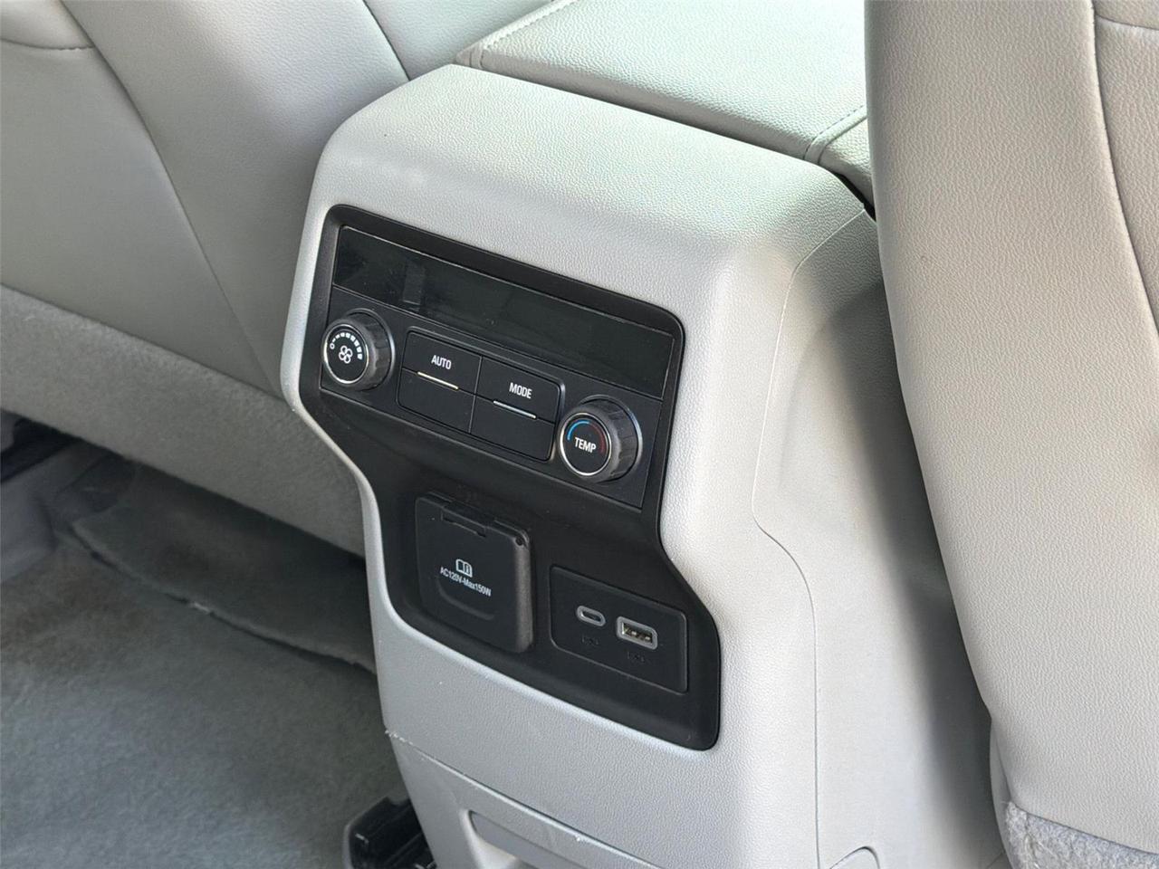 2023 GMC Acadia SLT Hagerstown MD