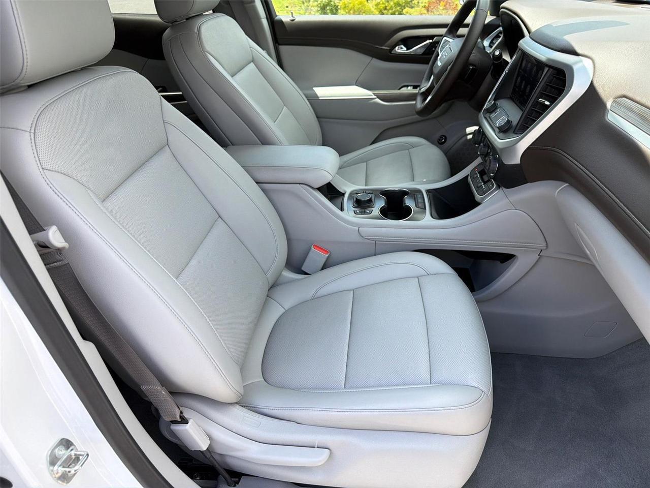 2023 GMC Acadia SLT Hagerstown MD
