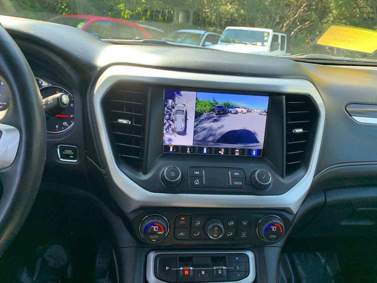 2023 GMC Acadia SLT Dartmouth MA