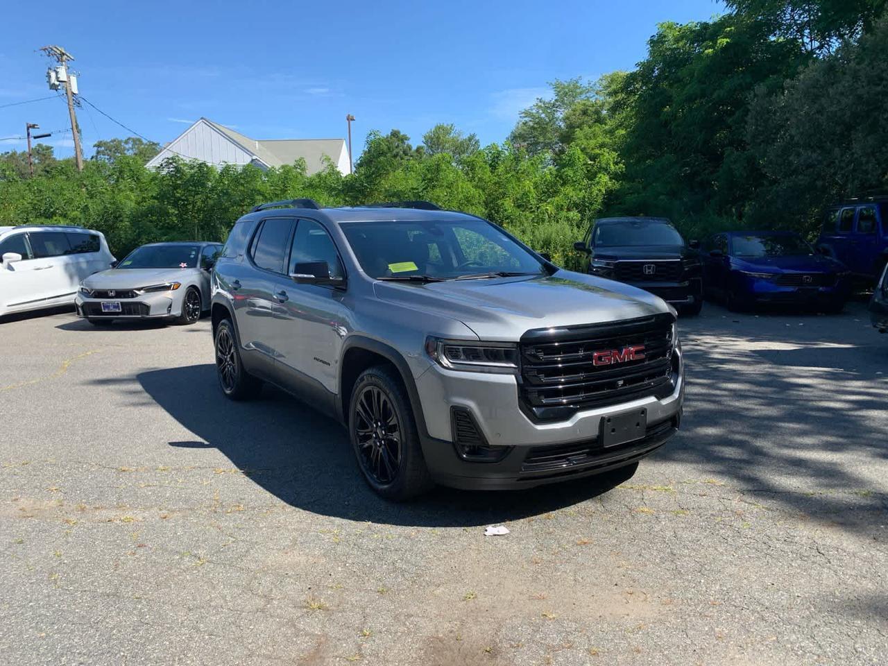 2023 GMC Acadia SLT Dartmouth MA
