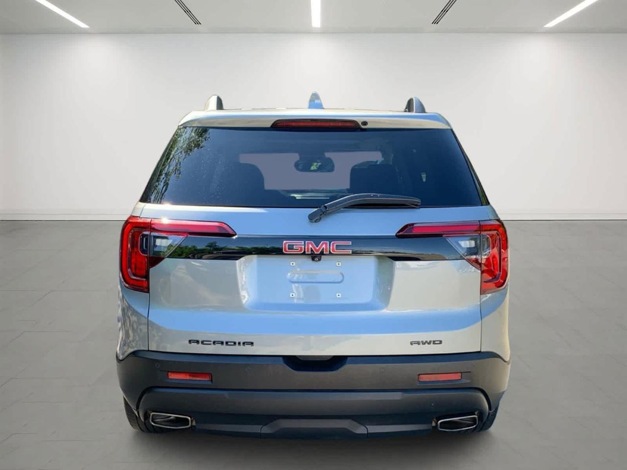 2023 GMC Acadia SLT Dartmouth MA