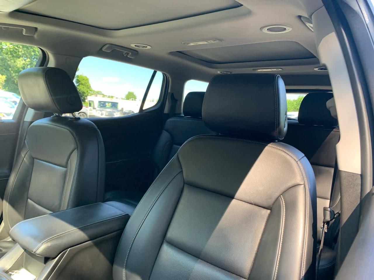 2023 GMC Acadia SLT Dartmouth MA