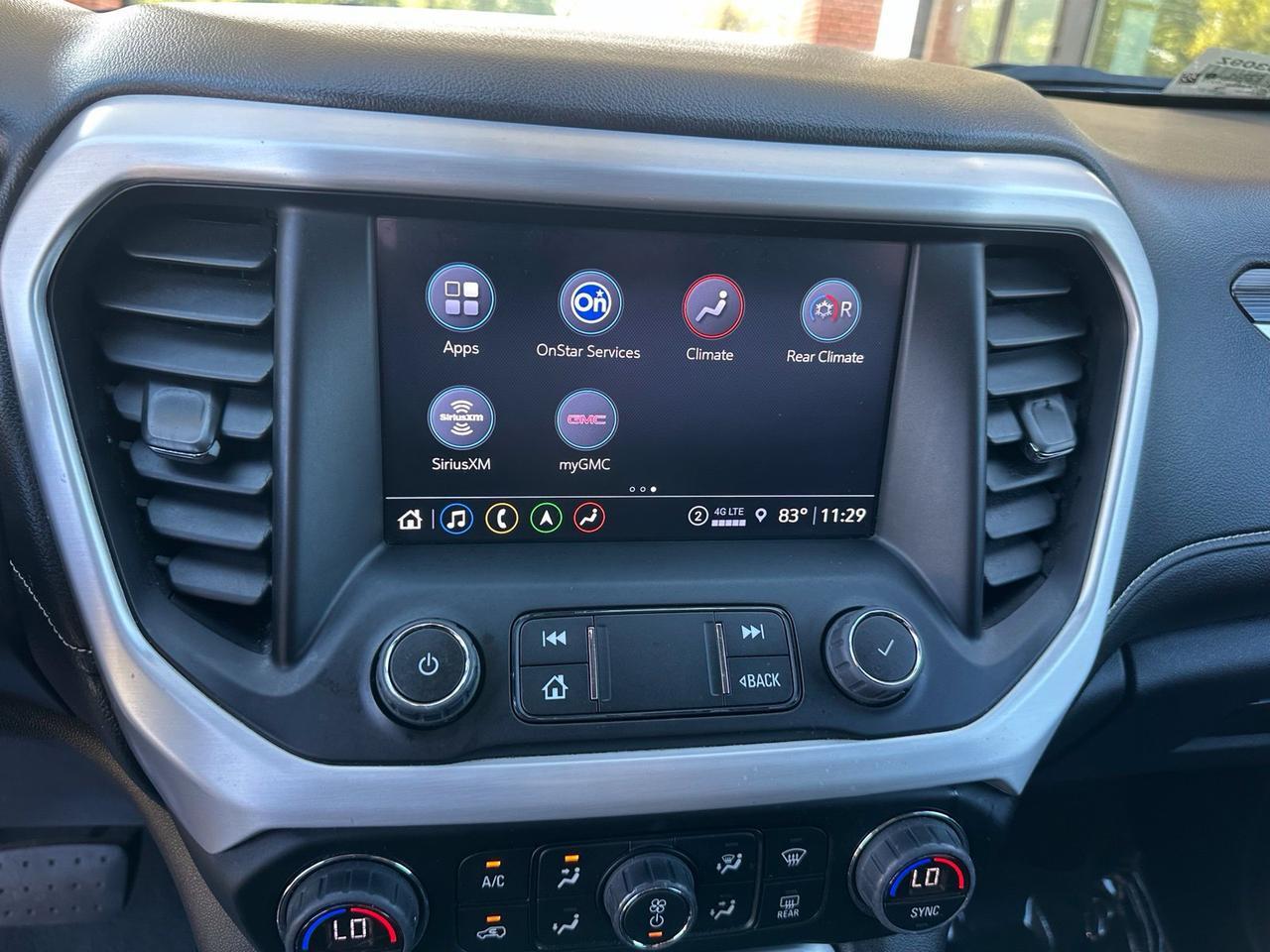 2023 GMC Acadia SLT Fredericksburg VA