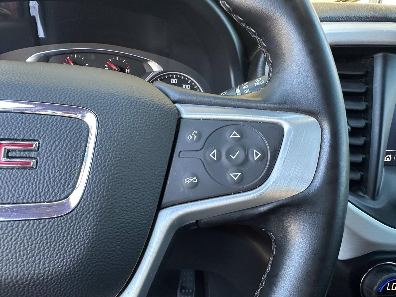 2023 GMC Acadia SLT Fredericksburg VA