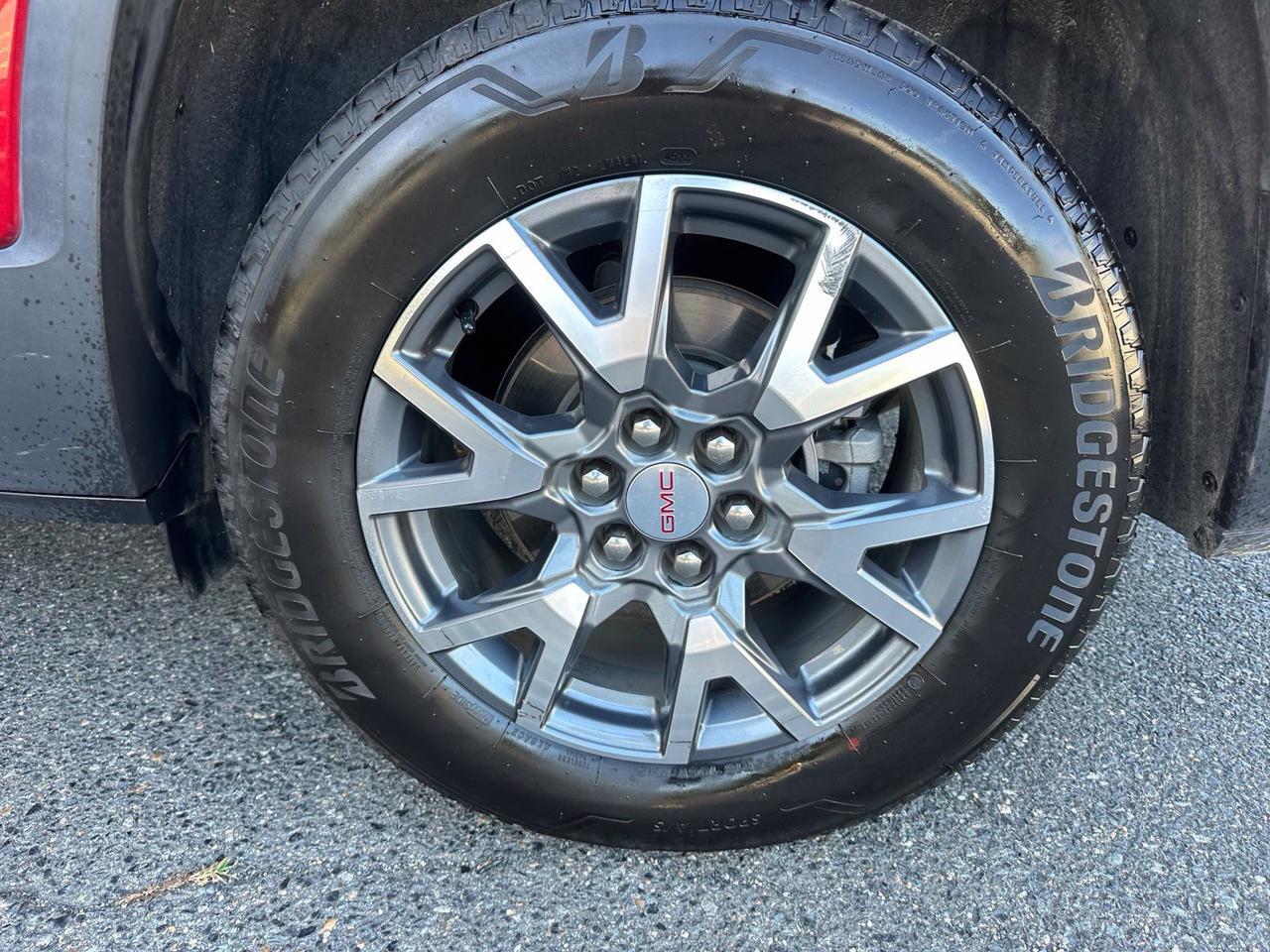 2023 GMC Acadia SLT Fredericksburg VA