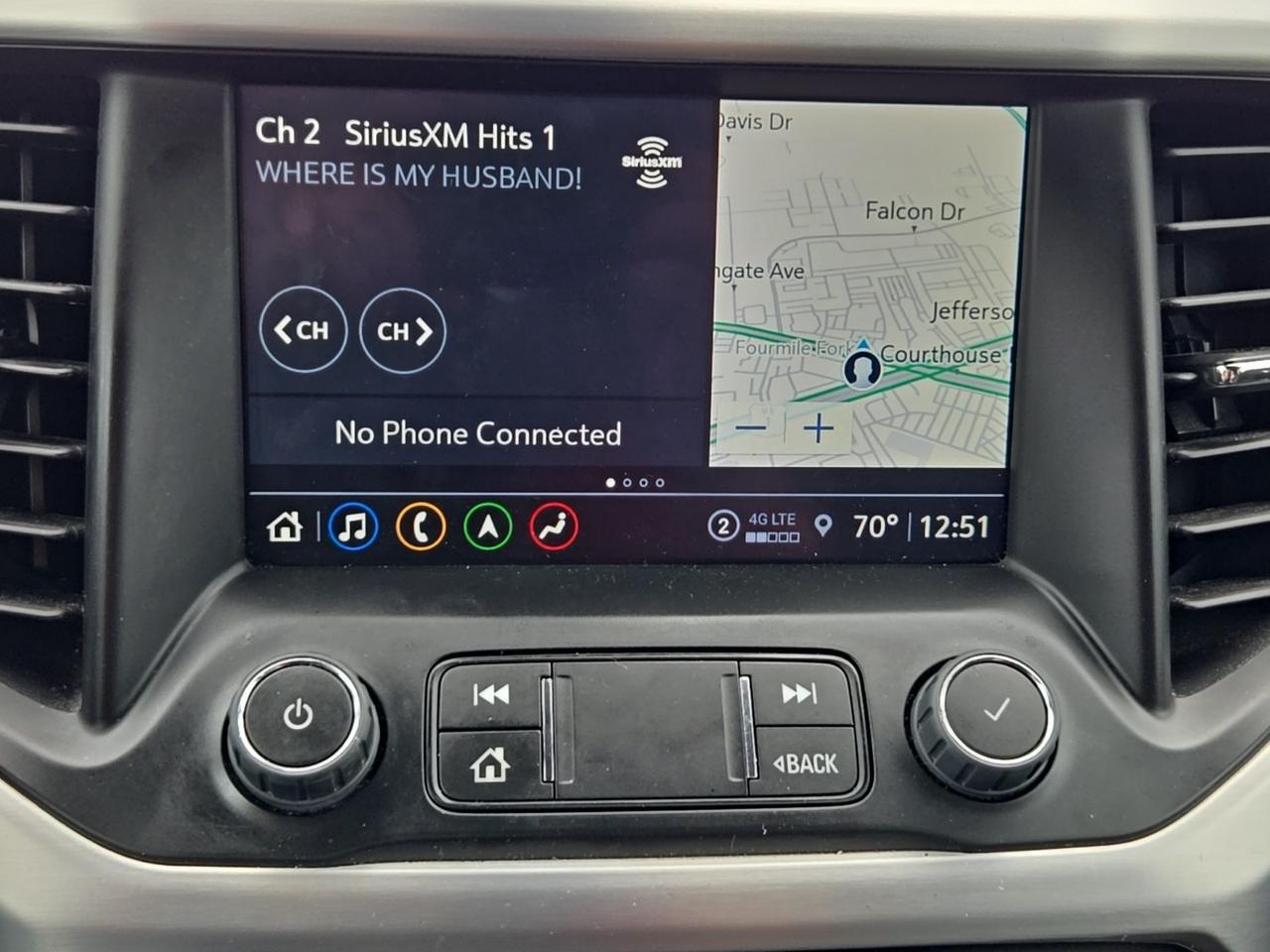 2023 GMC Acadia SLT Fredericksburg VA