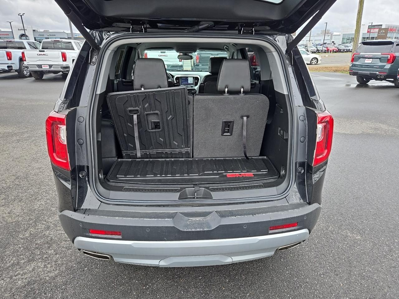 2023 GMC Acadia SLT Fredericksburg VA
