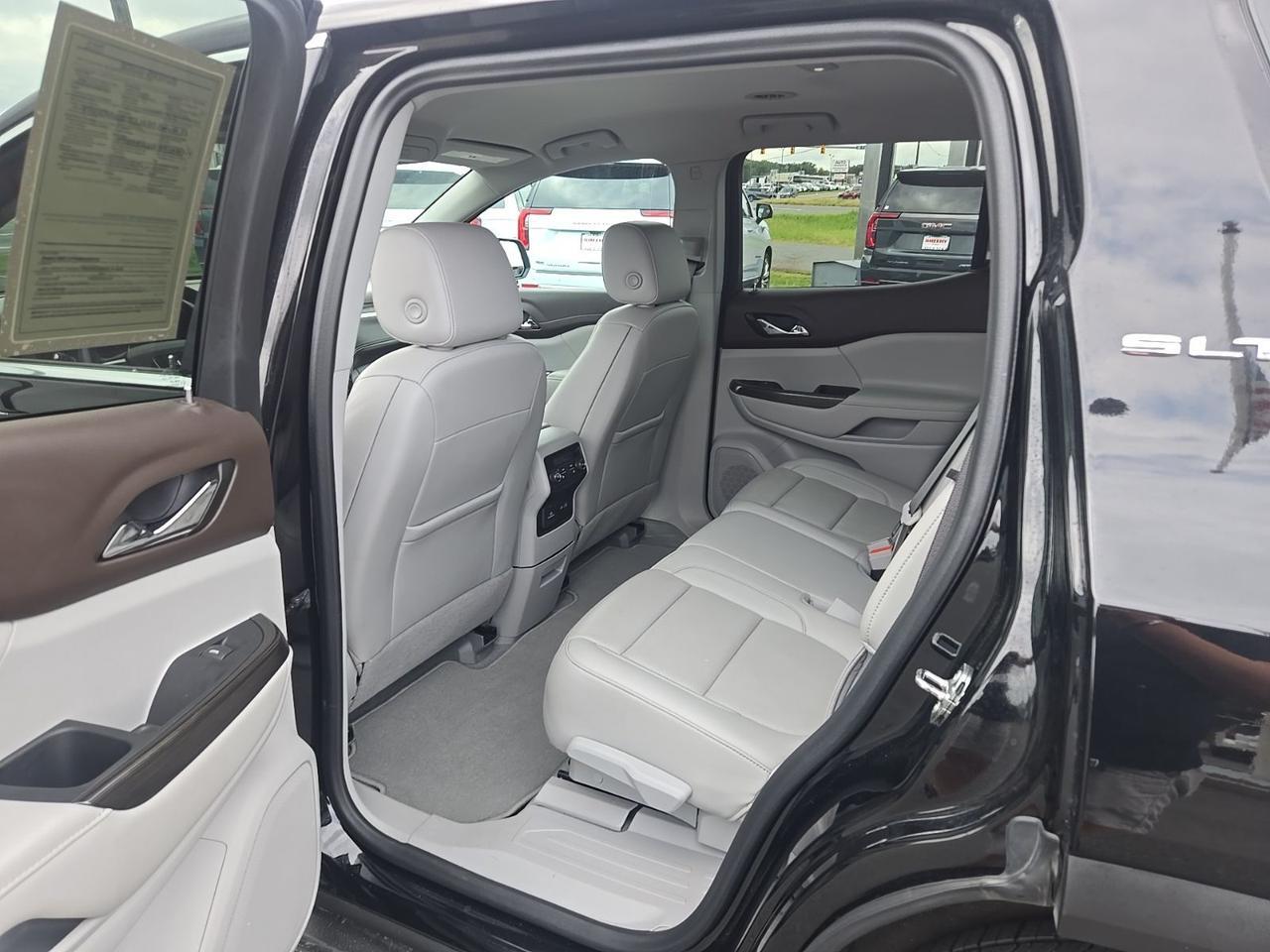 2023 GMC Acadia SLT Fredericksburg VA