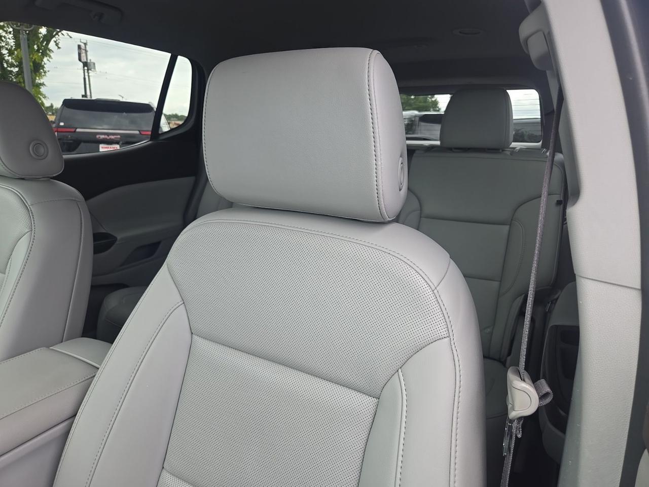 2023 GMC Acadia SLT Fredericksburg VA