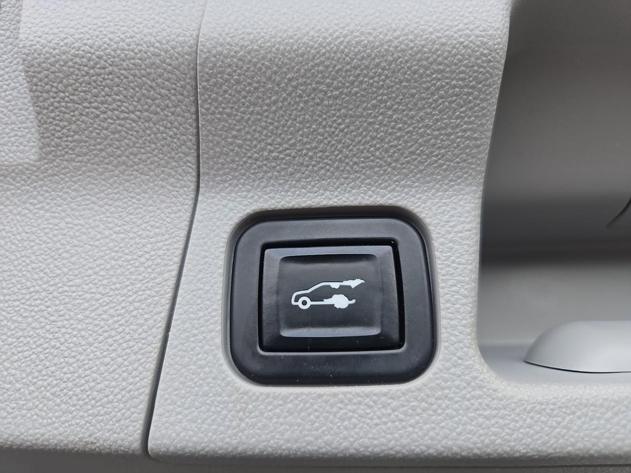 2023 GMC Acadia SLT Fredericksburg VA