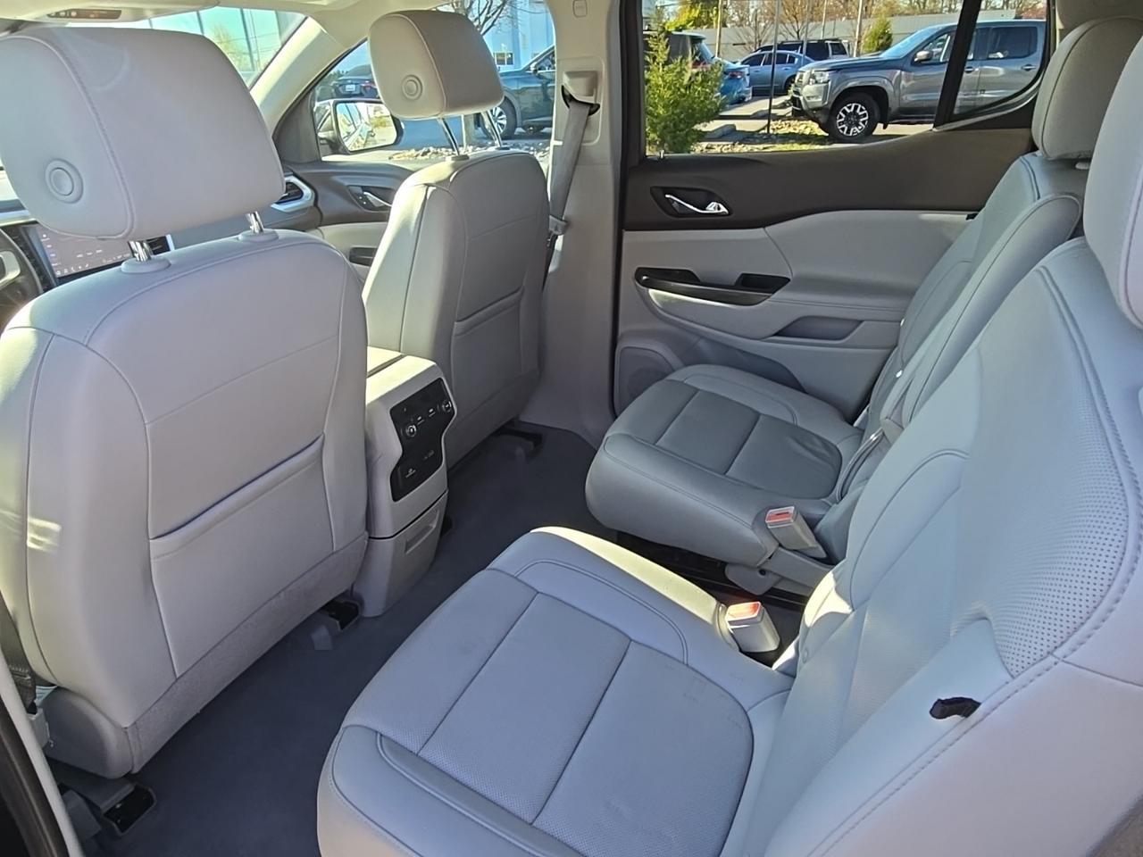 2023 GMC Acadia SLT Glen Burnie MD