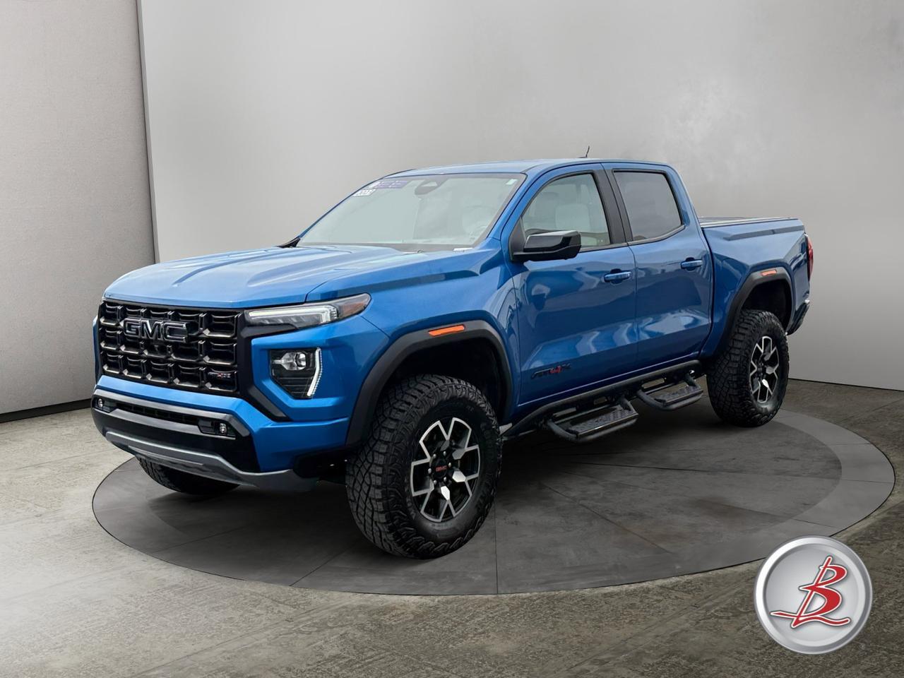 2023 GMC CANYON Crew Cab 4x4 AT4X