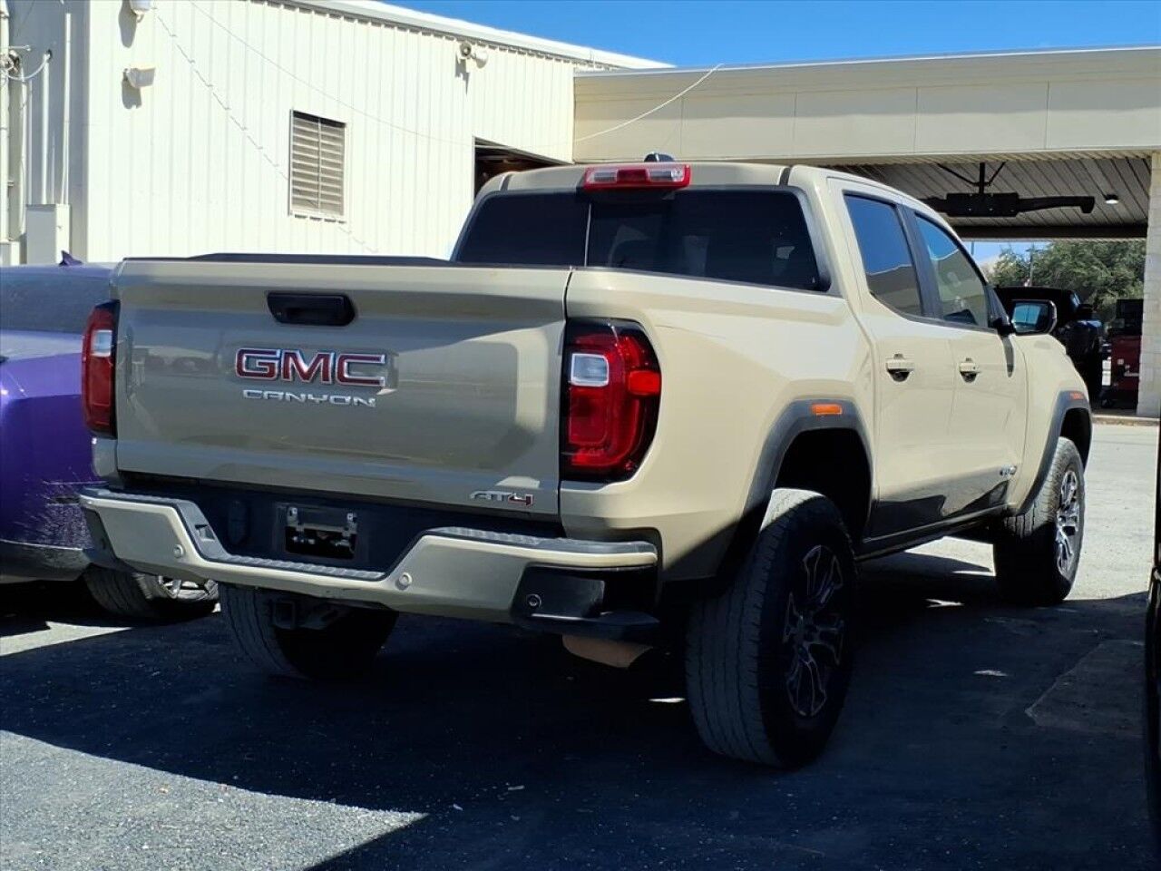 2023 GMC Canyon 4WD AT4 Uvalde TX