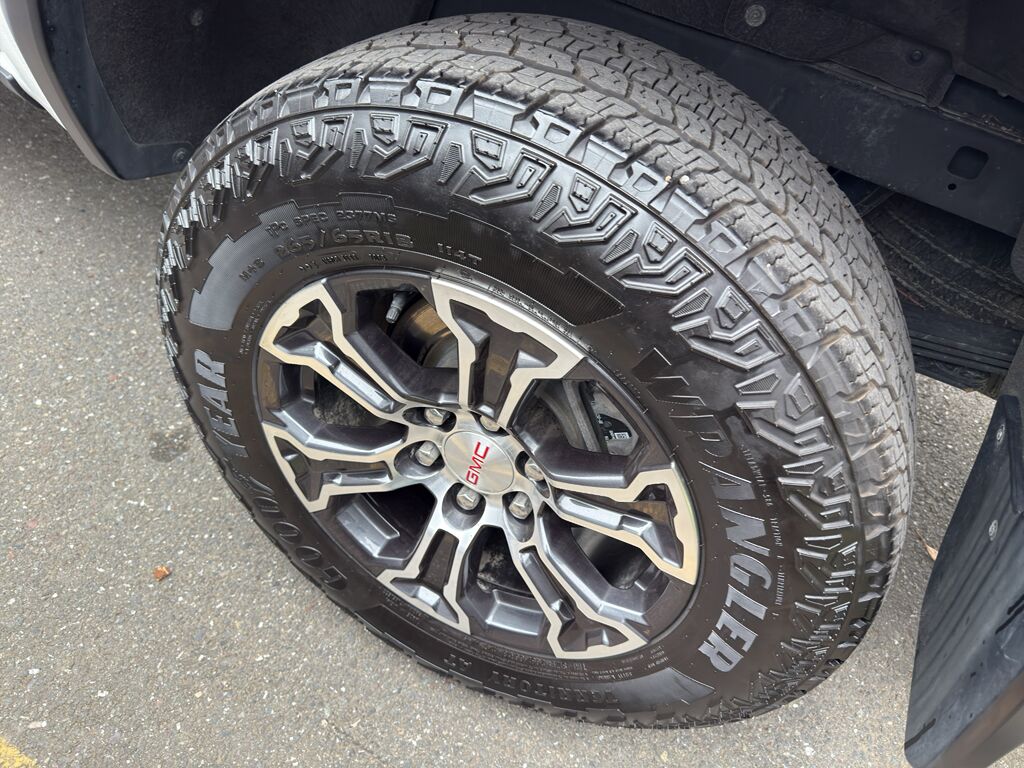 2023 GMC Canyon 4WD AT4 Eureka CA