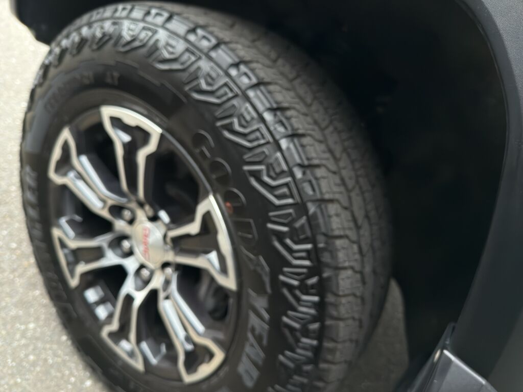 2023 GMC Canyon 4WD AT4 Eureka CA