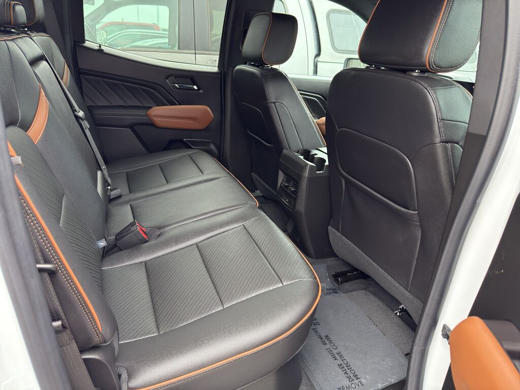 2023 GMC Canyon 4WD AT4 Eureka CA