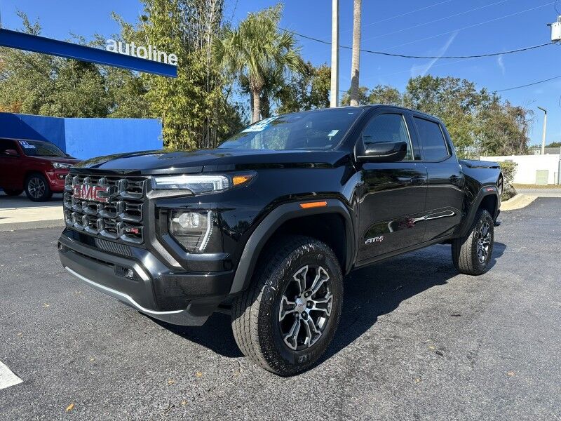 2023 GMC Canyon 4WD AT4