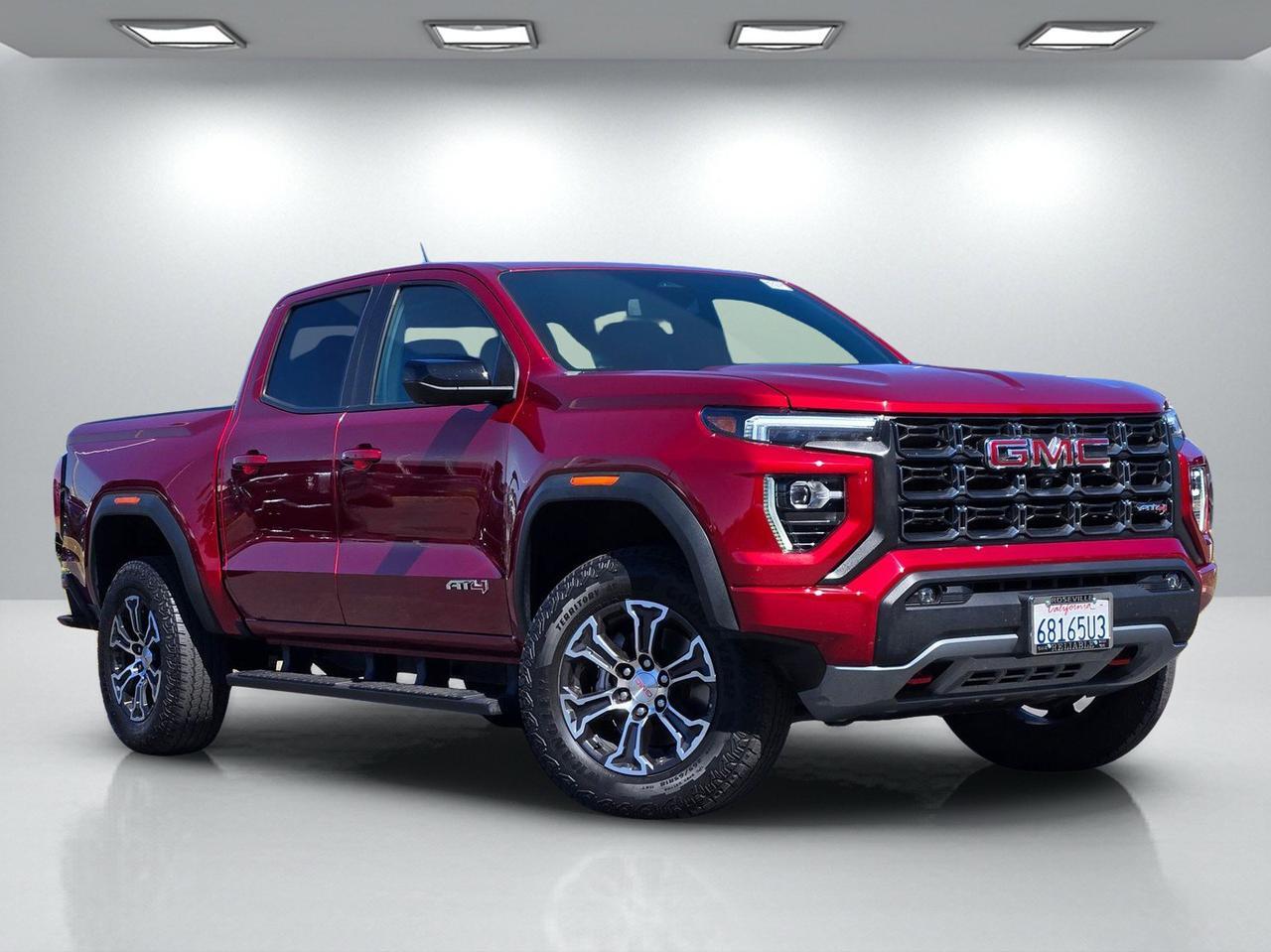 2023 GMC Canyon 4WD AT4