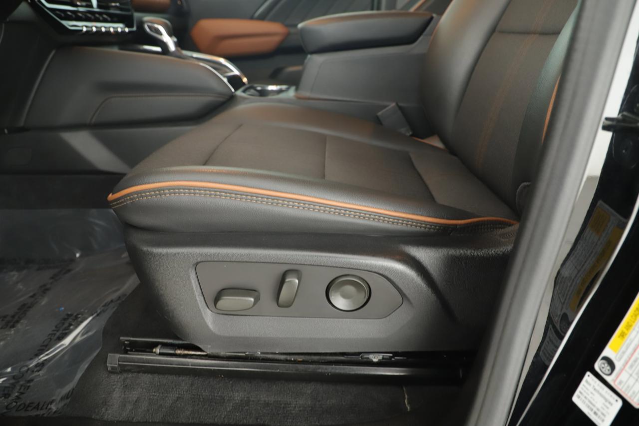 2023 GMC Canyon 4WD AT4 New Braunfels TX