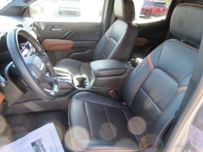 2023 GMC Canyon 4WD Crew Cab AT4 Saint George SC