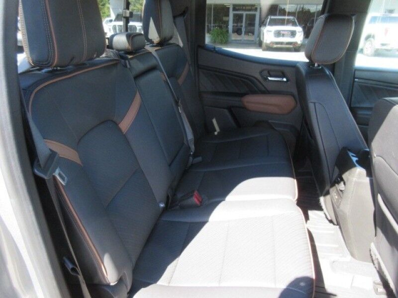 2023 GMC Canyon 4WD Crew Cab AT4 Saint George SC
