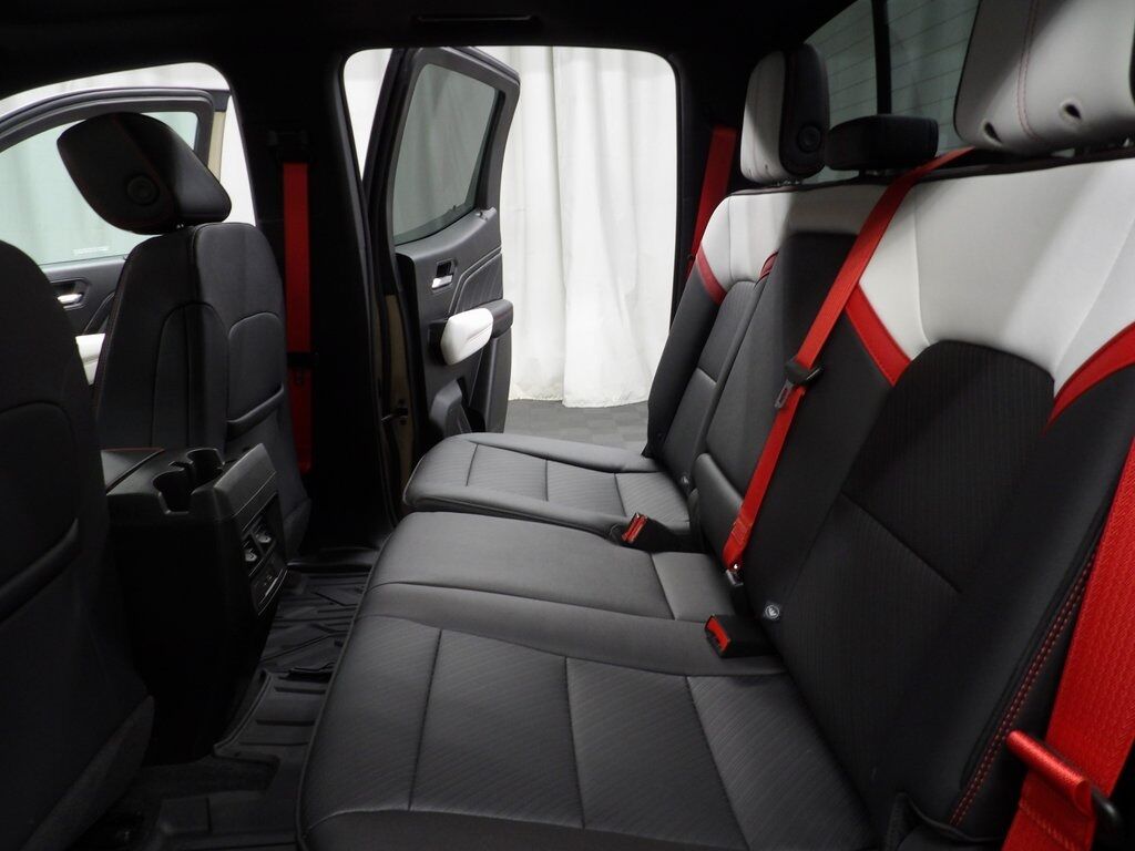 2023 GMC Canyon 4x4 Crew Cab AT4X Fond du Lac WI