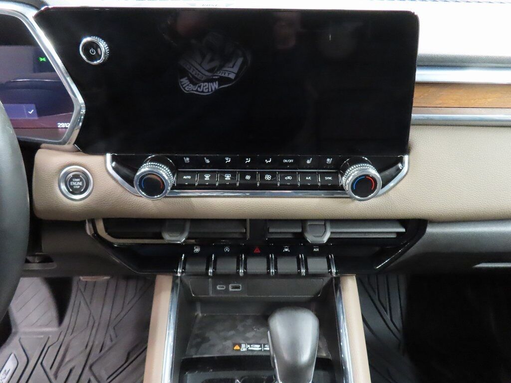 2023 GMC Canyon 4x4 Crew Cab Denali Fond du Lac WI