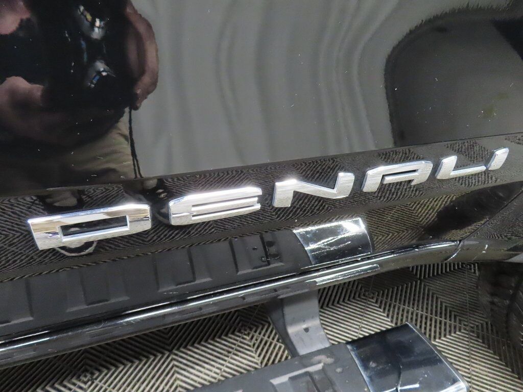 2023 GMC Canyon 4x4 Crew Cab Denali Fond du Lac WI