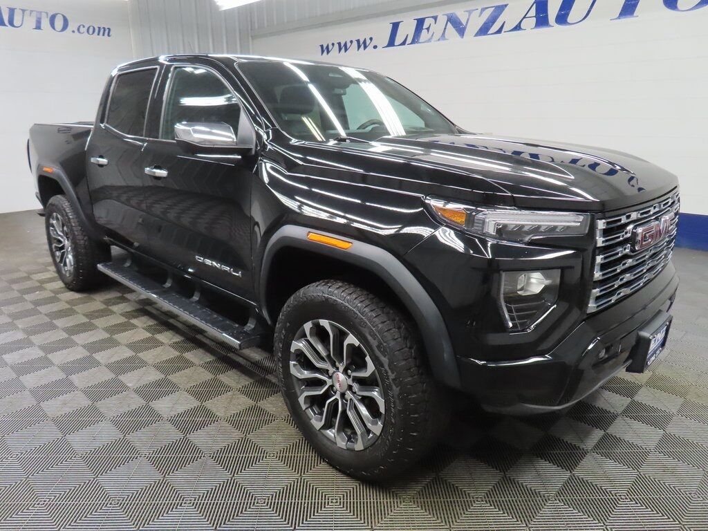 2023 GMC Canyon 4x4 Crew Cab Denali Fond du Lac WI