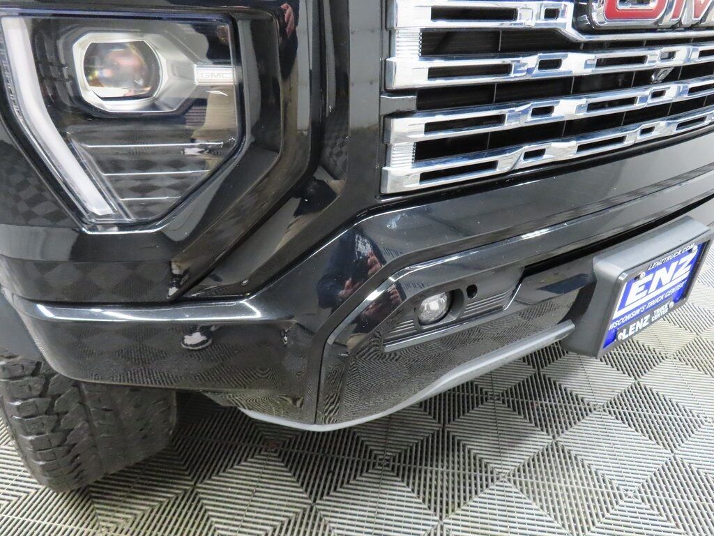 2023 GMC Canyon 4x4 Crew Cab Denali Fond du Lac WI